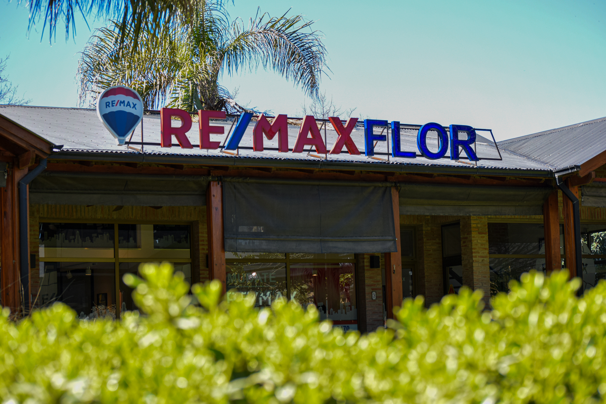 RE/MAX Flor: El punto de encuentro para las vacaciones de verano en Funes